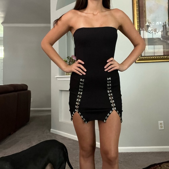 EUC Black Form Fitting Party Mini Dress - Picture 5 of 7